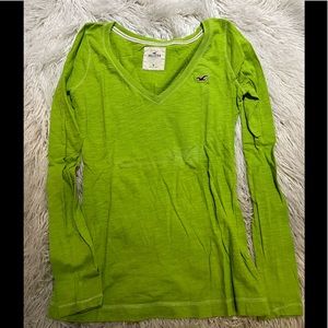 Long sleeve tee shirt